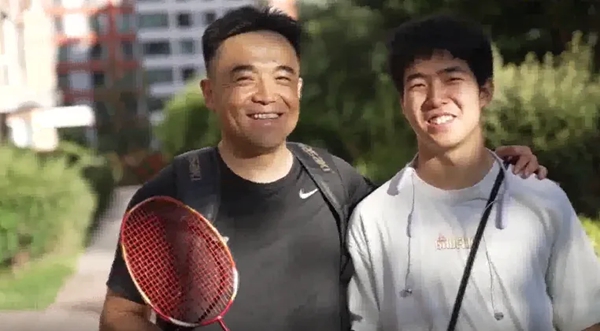 劉建波、劉傲寒父子。北航供圖