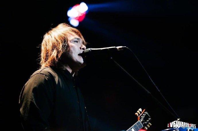 圖為伍佰演唱會現(xiàn)場。來源：伍佰微博