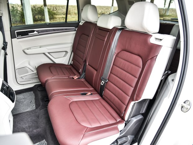 上汽大眾 途昂 2017款 530 V6 四驅(qū)至尊旗艦版